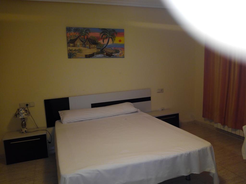 Hostal Imperial Crevillente Extérieur photo